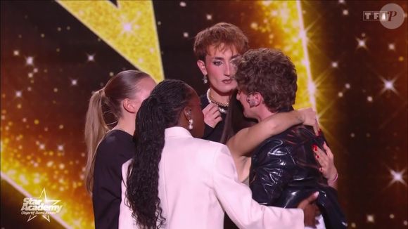 Victor, Bastiaan, Ambre et Sarah lors du prime de la "Star Academy" sur TF1.