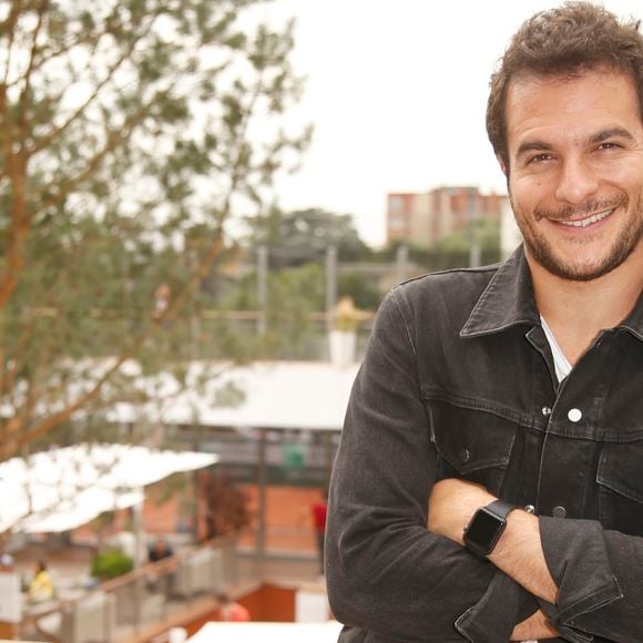 Amir Haddad - People au village lors des internationaux de tennis de Roland Garros le 28 mai 2018.