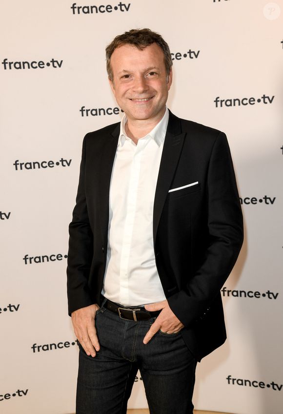 Axel de Tarlé au photocall de la conférence de presse de France 2 au théâtre Marigny à Paris le 18 juin 2019 © Coadic Guirec / Bestimage