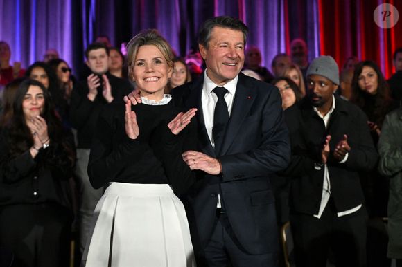 Christian Estrosi, le maire de Nice, accompagné de sa femme la journaliste et chroniqueuse de télé, Laura Tenoudji, a participé à la réunion de rentrée des Amis du Maire organisé dans la salle de spectacle du Palais de la Méditerranée à Nice, le 20 janvier 2023.
© Bruno Bebert/Bestimage