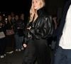 Sienna Miller s'est inscrite à un programme de rétablissement.

Sienna Miller aperçue lors de la Fashion Week de Paris