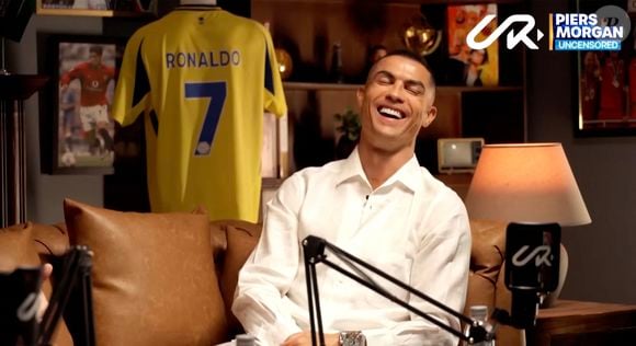 La superstar du football Cristiano Ronaldo a fait part de sa joie d'être devenu le premier footballeur milliardaire au monde.

©Piers Morgan JLPPA / Bestimage