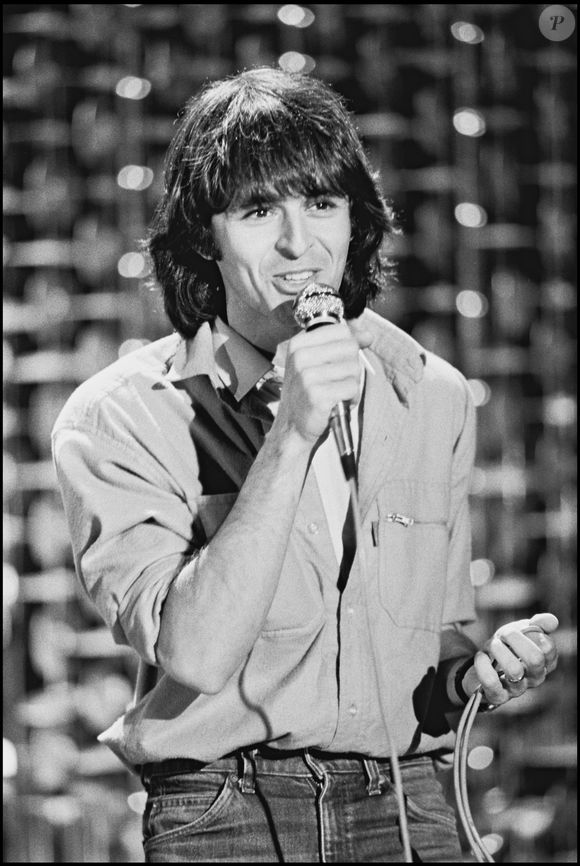 Archives - Jean-Jacques Goldman sur le plateau de l'émission "Cadence 3" EN 1983.(AGENCE / BESTIMAGE)/