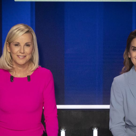 En début d'année, la journaliste a quitté CNEWS et Europe 1.

Laurence Ferrari, Sonia Mabrouk   sur le plateau du "Grand Débat Les Républicains"  présenté par L.Ferrari et S.Mabrouk et diffusé en direct sur CNews - Paris le 21Novembre 2021 © Jack Tribeca / Bestimage