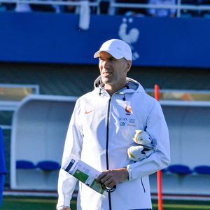 Zinédine Zidane - Entraînement de l'équipe de France en préparation de la Ligue des nations de l'UEFA 2026 au Centre national de Clairefontaine le 22 septembre 2026. © Baptiste Autissier/PSnewZ/Bestimage