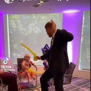 En republiant en story Instagram l'un des instants partagés par le prince avec un enfant malade

Meghan Markle a partagé une story dans laquelle on peut voir une vidéo du prince Harry s'amuser.
