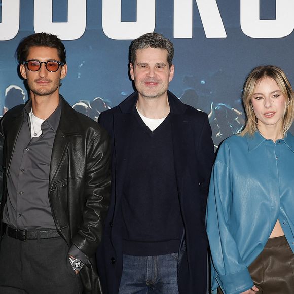 Jonathan Turnbull, Pierre Niney, Yann Gozlan, Marion Barbeau et Christophe Montenez - Avant-première de la série "Gourou" au cinéma Pathé Palace à Paris le 26 janvier 2026. © Coadic Guirec/Bestimage