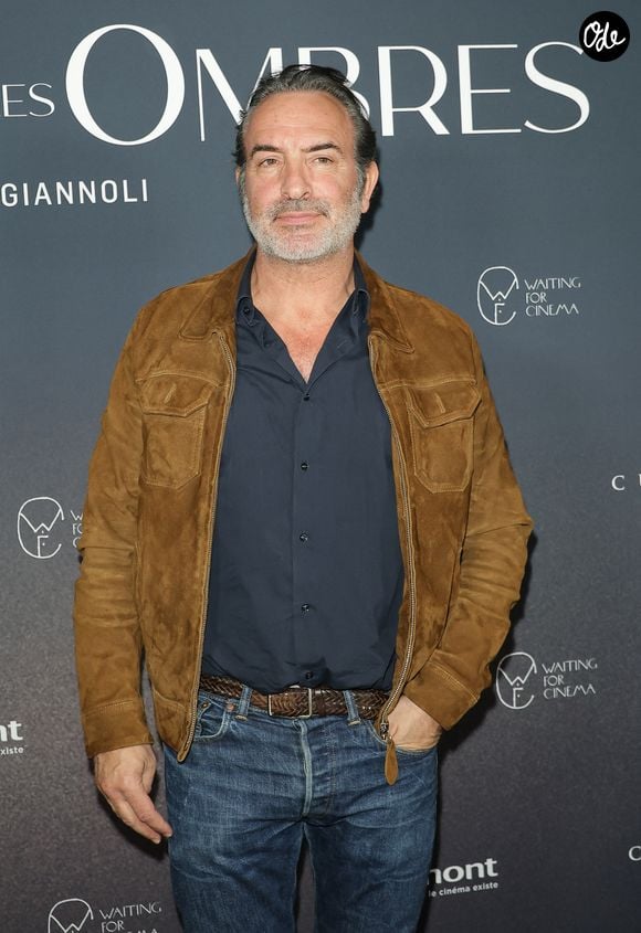 Jean Dujardin - Avant-première du film « Les rayons et les ombres » au cinéma Pathé Wepler à Paris, le 17 mars 2026. © Coadic Guirec/Bestimage
