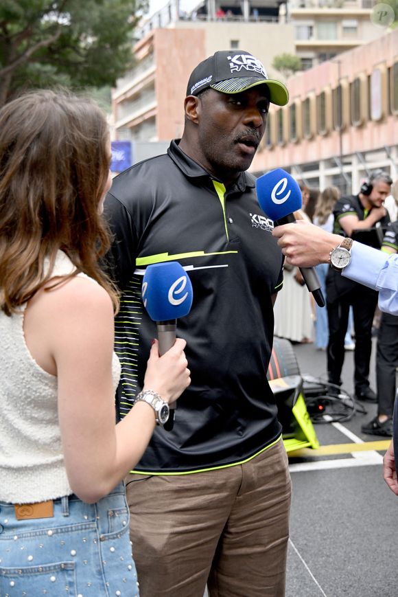 Idris Elba durant le Monaco E-Prix 2025, Round 6, le 3 mai 2025. Le pilote Nissan Oliver Rowland a remporté la course devant Nick De Vries suivi par Jacke Dennis. C'est la 8eme édition du Monaco E-prix. A l’occasion de la 11eme saison du Championnat du Monde ABB FIA Formula E, les monoplaces de 3eme génération ont parcouru les rues de la Principauté. © Bruno Bebert/Bestimage