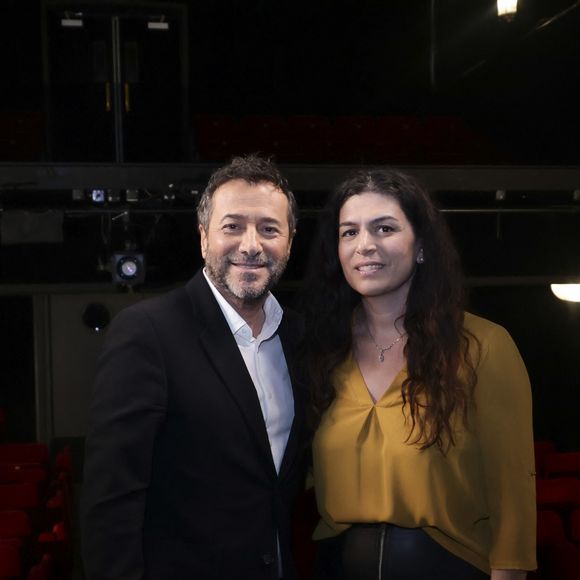 Exclusif - Bernard Montiel, Élise Boghossian lors de l'enregistrement de l'émission Olympiascope présentée par B.Montiel à la Comédie de Paris le 6 mars 2025.  Cette émission sera diffusée le 1er juillet 2025. © Jack Tribeca/Bestimage