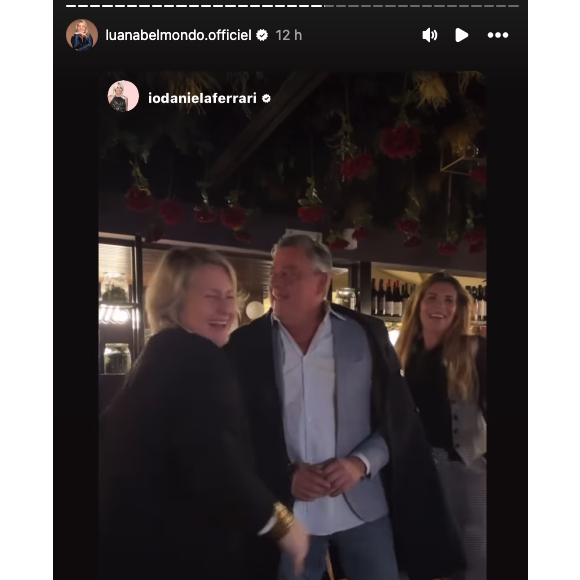 “Je crois avoir passé mon plus bel anniversaire, entourée de mes amis d’enfance et d’adolescence”, écrit la cheffe italienne

Luana Belmondo fête ses 54 ans bien entourée à Rome - Instagram