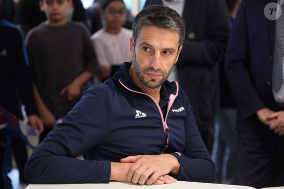 Tony Estanguet en déplacement au collège Maurice Utrillo dans le cadre des jeux paralympiques Paris2024 à Paris, France, le 4 septembre 2024. © Jonathan Rebboah/Panoramic/Bestimage