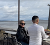 Après un court séjour au ski dans les stations de Méribel et de Courchevel, avec sa fille ainée Jade, la veuve de Johnny Hallyday a pu retourner sur ses terres dans le sud de la France dans un restaurant appelé Le St Barth à Marseillan. 

Laeticia Hallyday, Instagram