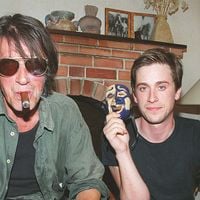 "Je l'adore mais…" : Thomas Dutronc explique pourquoi il ne souhaite pas vivre en Corse sous le même toit que son père Jacques