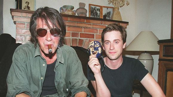 "Je l'adore mais…" : Thomas Dutronc explique pourquoi il ne souhaite pas vivre en Corse sous le même toit que son père Jacques