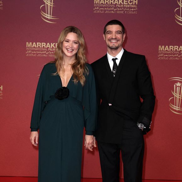 Virginie Efira et Niels Schneider au photocall lors de la deuxième journée de la 22ème édition du Festival International du Film de Marrakech, Maroc, le 29 novembre 2025. © Dominique Jacovides/Bestimage