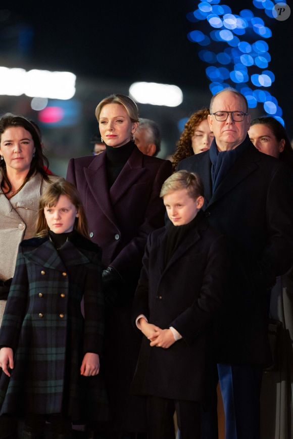 Mélanie-Antoinette de Massy, Le prince Albert II de Monaco, La princesse Charlène de Monaco, La princesse Gabriella de Monaco, comtesse de Carladès, Le prince Jacques de Monaco, marquis des Baux - La famille princière de Monaco lors de l'embrasement de la barque dans le cadre des célébrations de la Sainte-Dévote, Sainte Patronne de Monaco le 26 janvier 2024.

© Olivier Huitel / Pool Monaco / Bestimage
