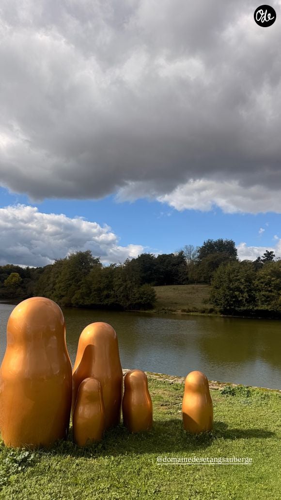 Son château historique remonte au XIIIe siècle.

Pauline Ducruet a partagé des images de son séjour sur le Domaine des Etangs. Capture d'écran Instagram