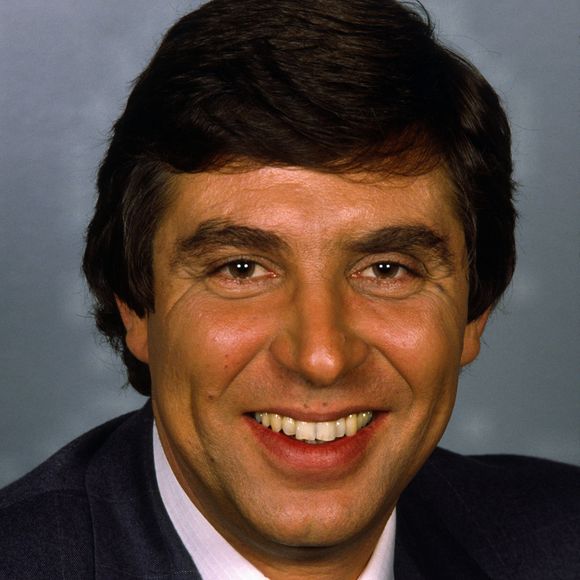 L'animateur qui vient de fêter ses 78 ans a un copain depuis l'adolescence...

Jean-Pierre Foucault 1986 - Archive Portrait JLPPA / Bestimage