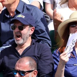 Bruno Solo et sa femme Véronique dans les tribunes lors des internationaux de France de Roland Garros à Paris, le 31 mai 2017. © - Dominique Jacovides - Cyril Moreau/ Bestimage