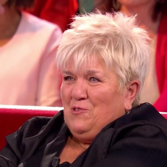 Mimie Mathy est l'invitée de "Vivement Dimanche", diffusé sur France 3 ce 9 février. Un grand moment d'émotion face à Michel Drucker.