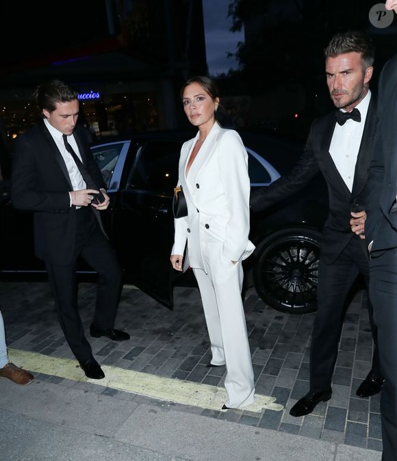Victoria Beckham, David Beckham, Brooklyn Beckham - Arrivées à la soirée "GQ Men of the Year" Awards à Londres le 3 septembre 2019. (Backgrid UK/ Bestimage).