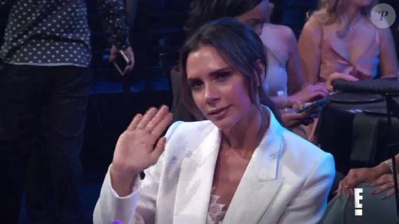 Victoria Beckham reçoit le prix de l’icône de la mode lors des People ’s Choice Awards à Los Angeles le 11 novembre 2018.