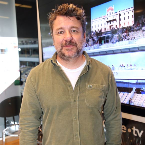 Exclusif - Bruno Guillon au déjeuner dans la loge de France Télévision lors des internationaux de France de Tennis de Roland Garros 2025 (Jour 9), à Paris, France, le 2 Juin 2025. © Bertrand Rindoff/Bestimage