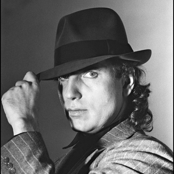 Le chanteur qui célèbre cette année ses 60 ans de carrière a connu plusieurs femmes dans sa vie.

Bernard Lavilliers en 1981, immortalisé lors d’un rendez-vous capté par le photographe Daniel Angeli © Bestimage.