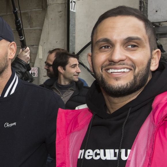 Les deux hommes ont cessé de se fréquenter” et Franck Gastambide a “disparu de la photo de famille”, comme l’écrit GQ ce 29 janvier


Malik Bentalha et Franck Gastambide - Samedi 7 avril, de 16h à 18h, F. Gastambide et M. Bentalha, accompagnés de leur célèbre Taxi 407 Peugeot, viendront frissonner sur la piste du circuit Bugatti au Mans à l'occasion de l'avant-première de Taxi 5.