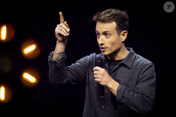 Hugo Clement - Journaliste - Deuxième édition du Grand Débat des Valeurs au Palais des Sports de Paris le 13 avril 2023.
JB Autissier / Panoramic / Bestimage