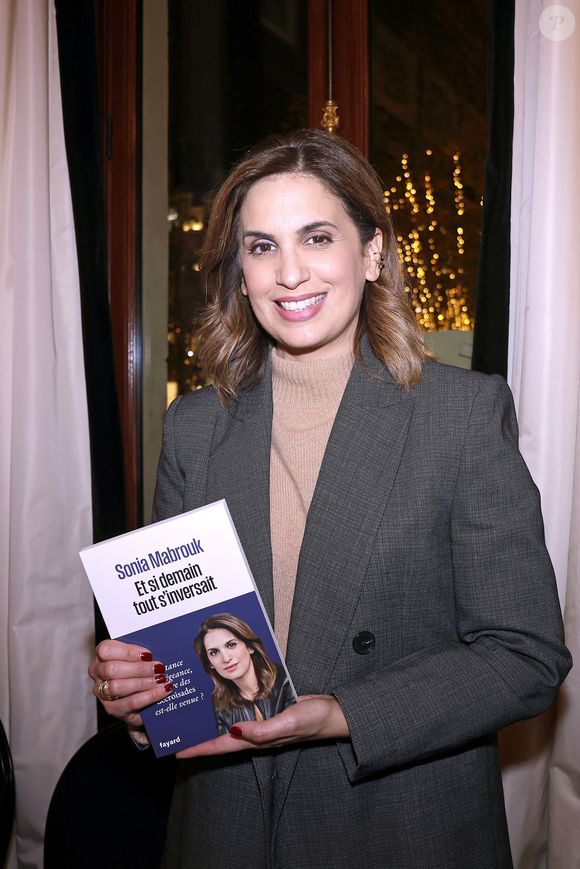 Sonia Mabrouk au cocktail des écrivains au Fouquet's à Paris. Le 27 novembre 2024

Photo par Cédric Perrin / Bestimage