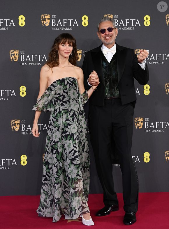Emilie Livingston and Jeff Goldblum - Photocall de la 78ème cérémonie des British Academy Film Awards (EE BAFTA) au Royal Albert Hall à Londres, le 16 février 2025.
©GOFF INF / BESTIMAGE