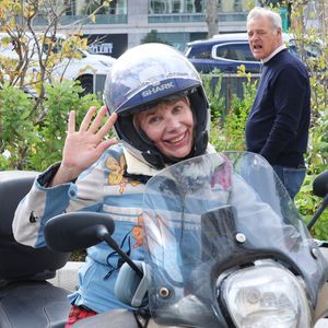 Exclusif - Julie Depardieu à la sortie des studios de RTL à Neuilly-sur-Seine, France, le 20 octobre 2025. Bestimage