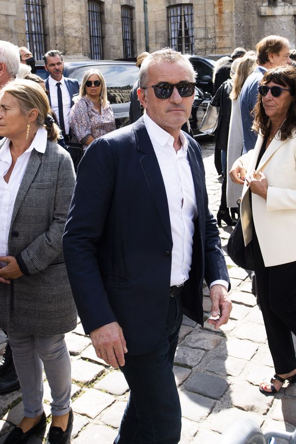Christophe Dechavanne - Obsèques de Jean-Paul Belmondo en  l'église Saint-Germain-des-Prés, à Paris le 10 septembre 2021. © JB Autissier / Panoramic / Bestimage