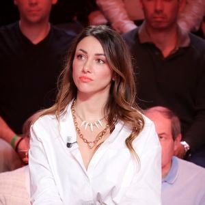 Exclusif - Delphine Wespiser, sur le plateau de "Tout Beau, Tout N9uf - TBT9" présenté par C.Hanouna, et diffusé en direct sur W9, Paris, France, le 21 janvier 2026. © Jack Tribeca / Bestimage