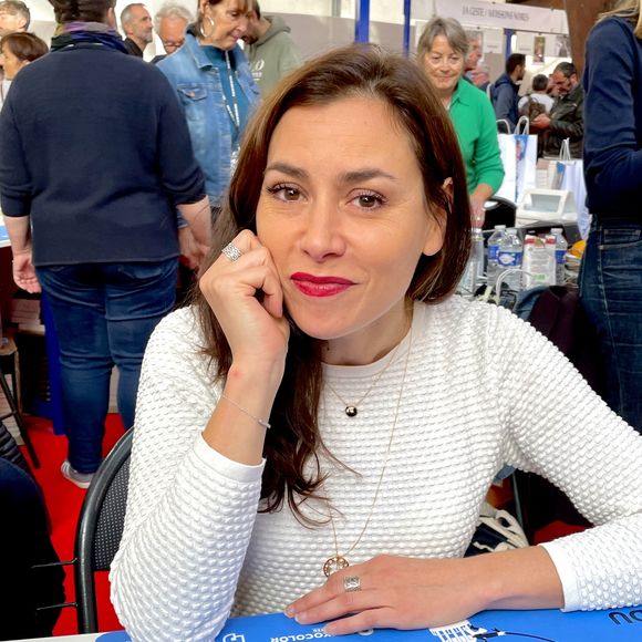 Elle était en train d'écrire un livre

Olivia Ruiz lors de la 40ème Foire du Livre de Brive à Brive-la-Gaillarde, France, le 5 novembre 2022. © Fabien Faure/Bestimage