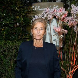 Mardi soir, elle est même allée l'applaudir au théâtre La Scala à Paris suite à sa prestation qui vaut le détour selon Claire Chazal.

Claire Chazal (pdte jury 2024) - Remise du prix littéraire "Closerie des Lilas" à la Closerie des Lilas, à Paris le 25 avril 2024. Le prix littéraire de la Closerie des Lilas a été décerné à la romancière Arièle Butaux pour son livre "le cratère". © Christophe Clovis / Bestimage