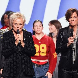 Anne Sila, Muriel Robin, Anne Le Nen, Ebony Cham lors de l'enregistrement de l'émission "Nos voix pour toutes" au profit de la Fondation des femmes à l'Adidas Arena diffusée sur TMC le 25 novembre 2025, à Paris, France, le 19 novembre 2025. © Guirec-Moreau/Bestimage