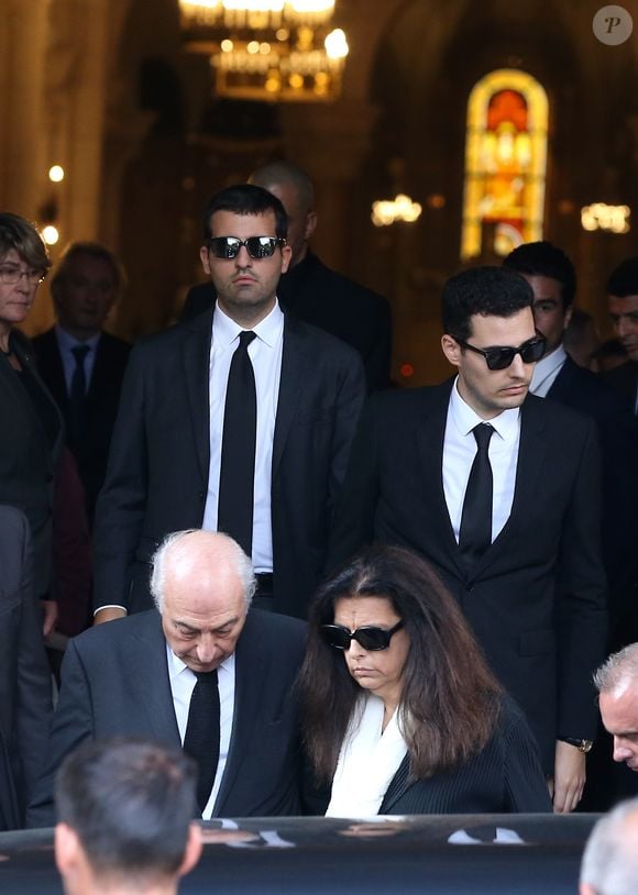 Jean-Victor Meyers, Nicolas Meyers, Jean-Pierre Meyers et sa femme Françoise Bettencourt Meyers - Sorties des obsèques de Liliane Bettencourt en l'église Saint-Pierre de Neuilly-sur-Seine le 26 septembre 2017.