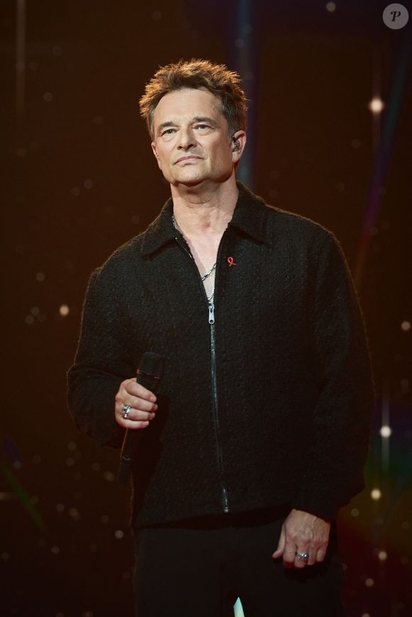 Exclusif - David Hallyday lors de l’enregistrement de l’émission “Les stars s’unissent pour le Sidaction” au théâtre Marigny à Paris, France, le 11 mars 2025. L’émission sera diffusée en prime le 22 mars sur France 2. © Guirec-Moreau/ Bestimage