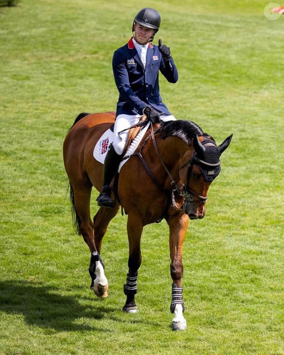 Harry Charles Instagram