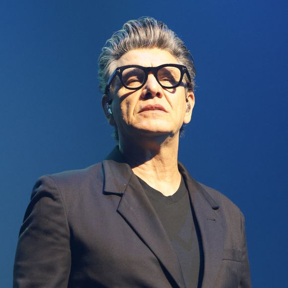 Il lui reste donc quelques semaines avant de monter sur scène face à son public, ce qui lui laisse du temps à passer avec sa chérie.

Exclusif - Marc Lavoine en concert à la Seine musicale de Boulogne-Billancourt, France, le 17 mai 2025. © Coadic Guirec/Bestimage