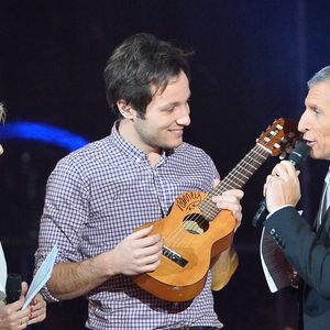 Sophie Davant, le chanteur Vianney (Vianney Bureau) et Nagui - 30ème édition du Téléthon 2016 (AFMTéléthon) à l'hippodrome de Longchamp à Paris, France, le 3 décembre 2016. © Coadic Guirec/Bestimage