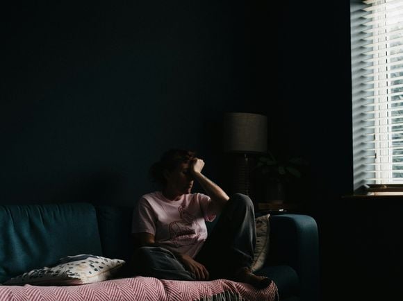 Selon la psychologie, le manque de validation extérieure pousse souvent à développer une validation interne.

Photo prise par Annie Spratt. Unsplash