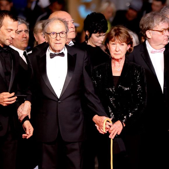 Avant de s'en aller, il était installé à Uzès.

Jean-Louis Trintignant, sa femme Marianne Hoepfner - Montée des marches du film "Happy End" lors du 70ème Festival International du Film de Cannes. Le 22 mai 2017. © Borde-Jacovides-Moreau/Bestimage
