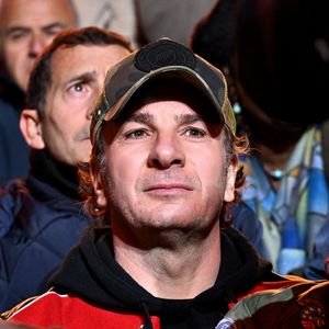 Michaël Youn durant le premier corso carnavalesque illuminé du Carnaval de Nice 2024 "Roi de la Pop Culture", le 17 février 2024. © Bruno Bebert/Bestimage