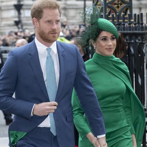 Les tensions entre père et fils datent du retrait des Sussex de leurs fonctions royales en 2020 

La famille royale d'Angleterre lors de la cérémonie du Commonwealth en l'abbaye de Westminster à Londres, le 9 mars 2020. © AGENCE / BESTIMAGE
