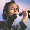 Non, Jean-Jacques Goldman n’a pas disparu et quand il apparaît, il ne fait pas les choses à moitié