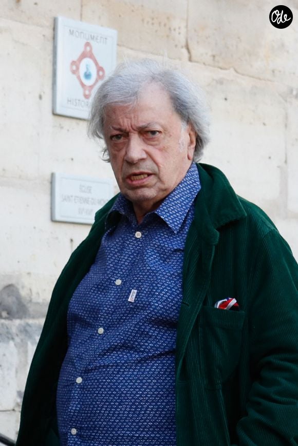 Hervé Vilard - Arrivées aux obsèques de Jean Tibéri, maire de Paris de 1995 à 2001. en l'église Saint-Etienne-du-Mont à Paris le 3 juin 2025. © Christophe Clovis / Bestimage